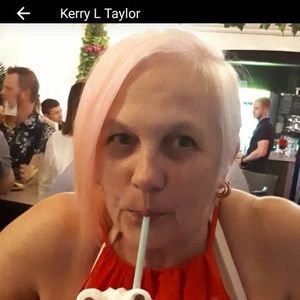 Meet your Posher, Sin-dee